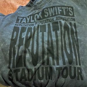 BRAND NEW reputation Taylor swift sweatshirt